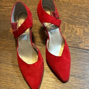 Nine West N-Page Bold Red Suede Heels 👵MT